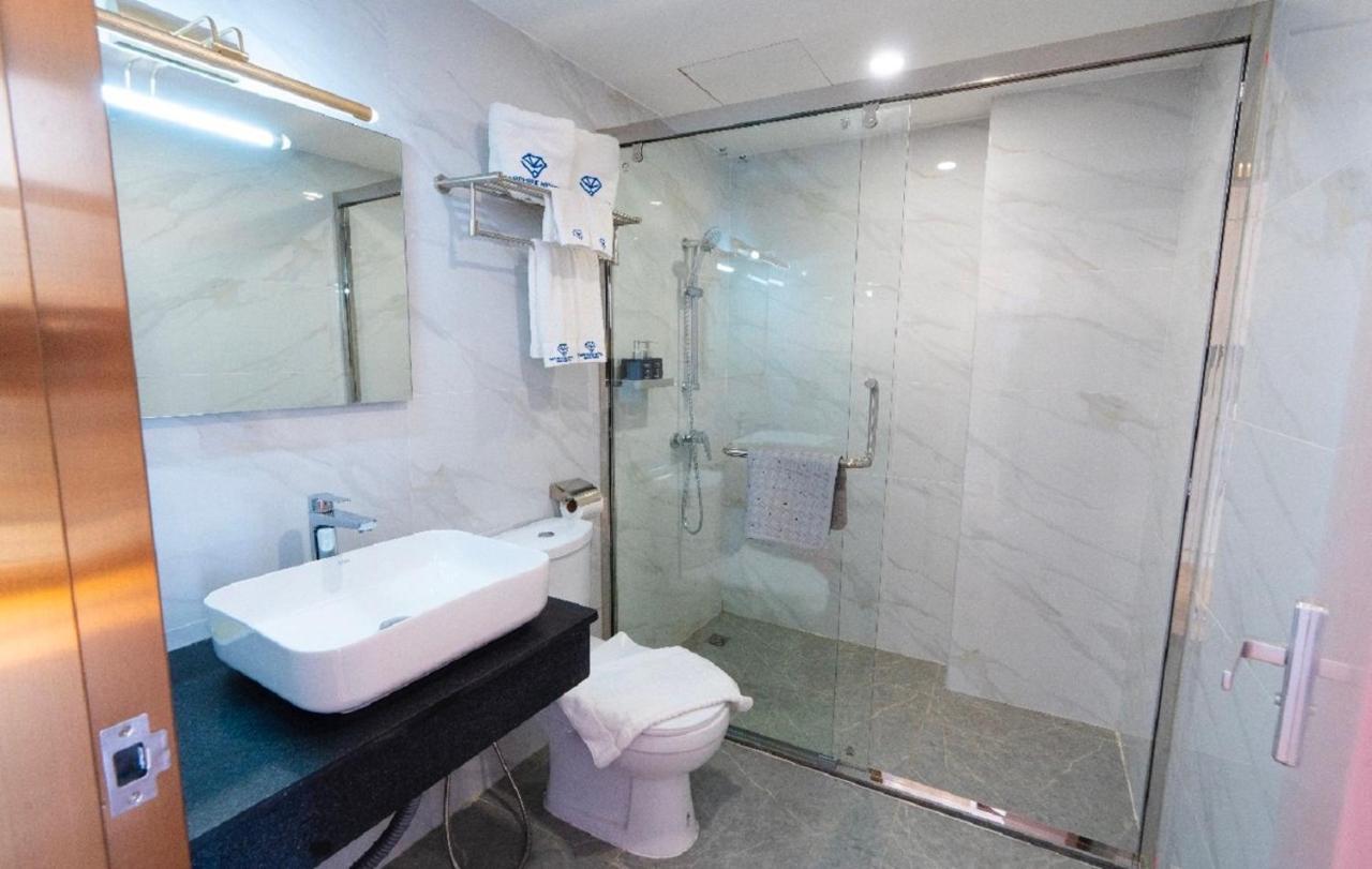 Sapphire Hotel Silom Bangkok Luaran gambar